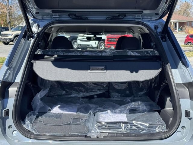 2026 Mitsubishi Outlander in Winchester, VA 22602 - 18110659 12