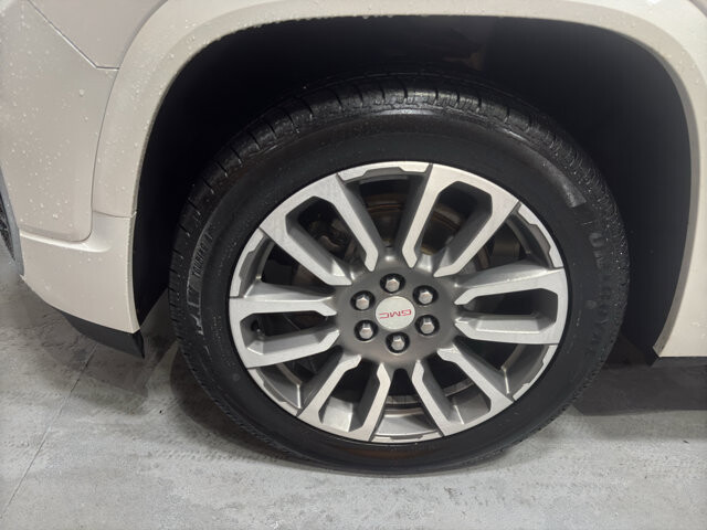 2020 GMC Acadia in Burlington, WI 53105 - 18110661 9