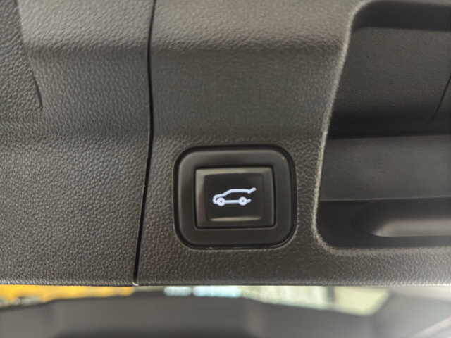 2020 GMC Acadia in Burlington, WI 53105 - 18110661 23