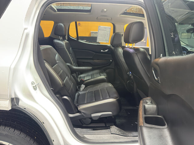2020 GMC Acadia in Burlington, WI 53105 - 18110661 21