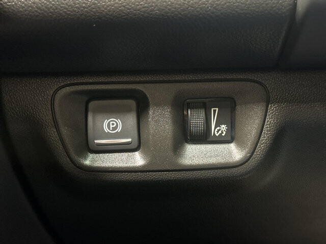 2020 GMC Acadia in Burlington, WI 53105 - 18110661 35