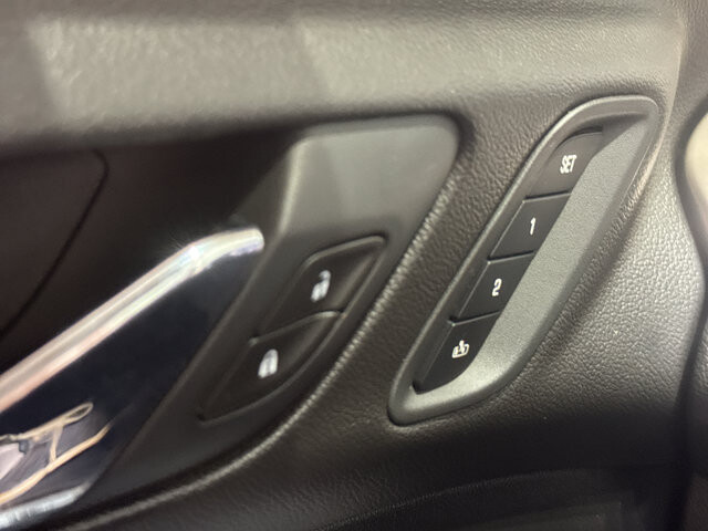 2020 GMC Acadia in Burlington, WI 53105 - 18110661 36