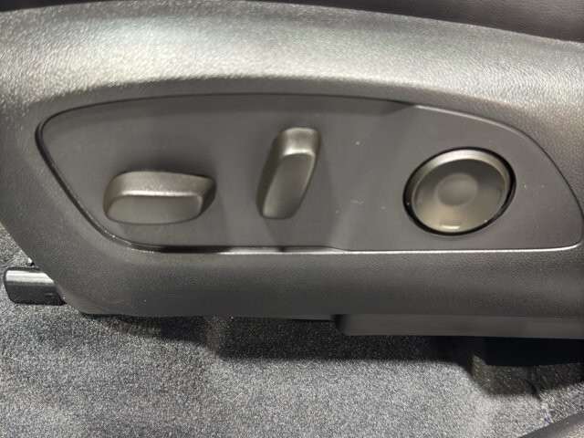 2024 GMC Acadia in Burlington, WI 53105 - 18110663 18