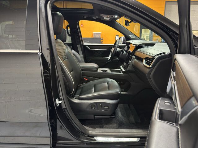 2024 GMC Acadia in Burlington, WI 53105 - 18110663 20