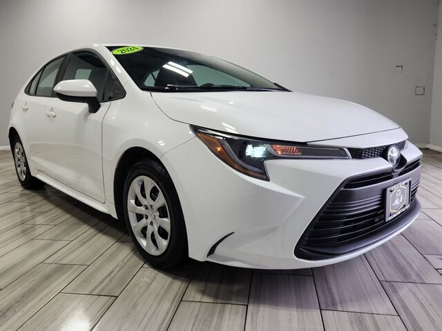 2024 Toyota Corolla in Cinnaminson, NJ 08077 - 18110672 7