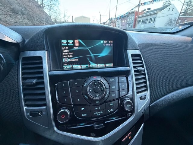 2011 Chevrolet Cruze in Pottsville, PA 17901 - 18110673 13