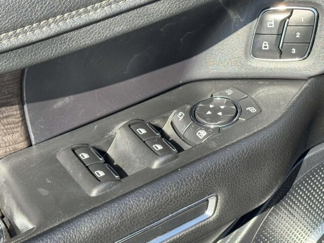 2019 Ford Expedition Max in Winchester, VA 22602 - 18110675 21