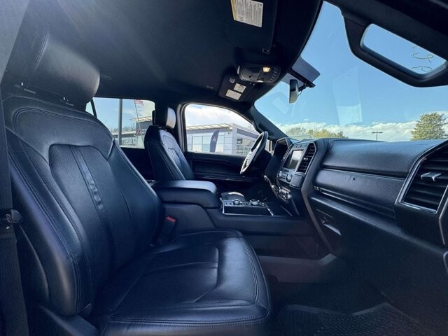 2019 Ford Expedition Max in Winchester, VA 22602 - 18110675 9