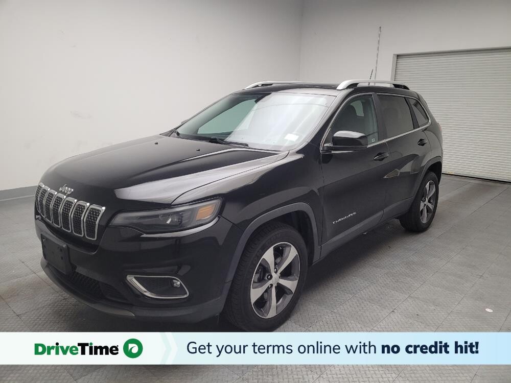 2019 Jeep Cherokee in Downey, CA 90241 - 18110683