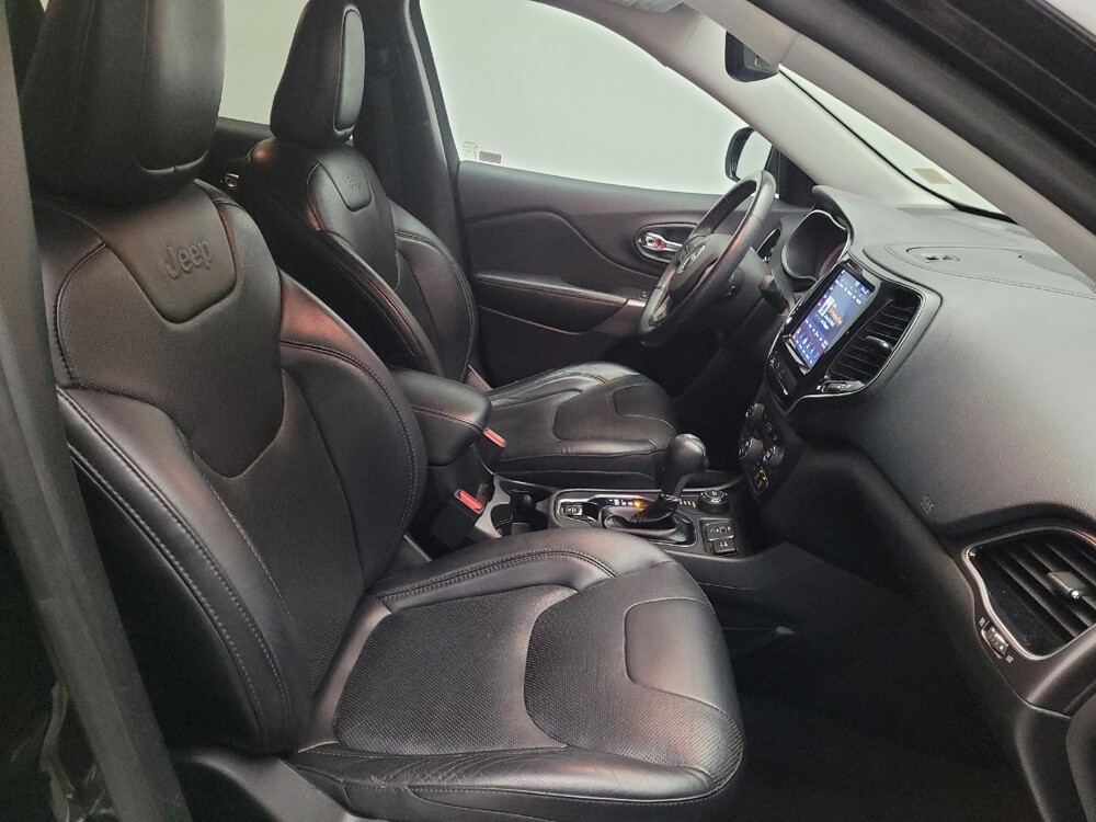 2019 Jeep Cherokee in Downey, CA 90241 - 18110683 21