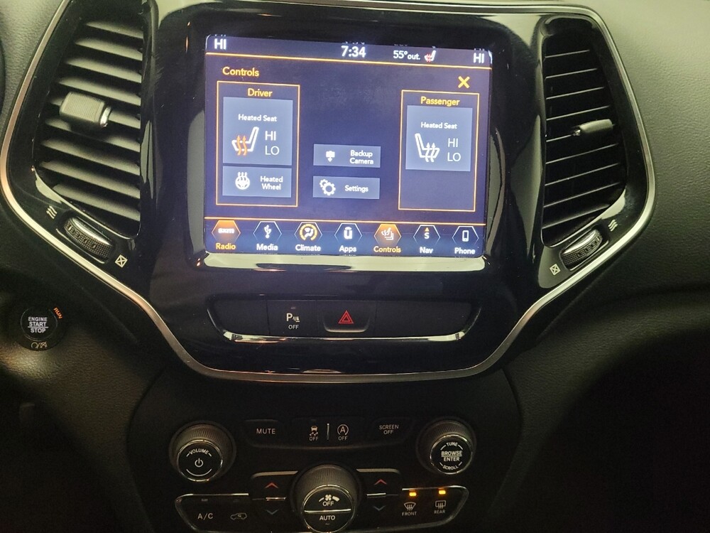 2019 Jeep Cherokee in Downey, CA 90241 - 18110683 25