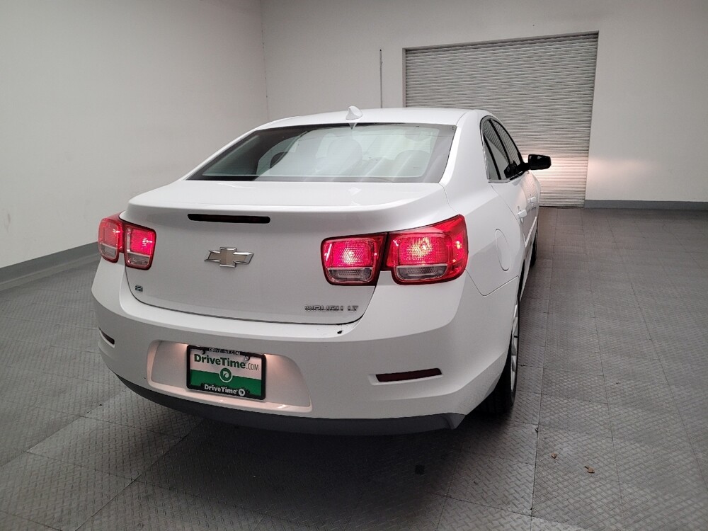 2016 Chevrolet Malibu in Riverside, CA 92504 - 18110685 7