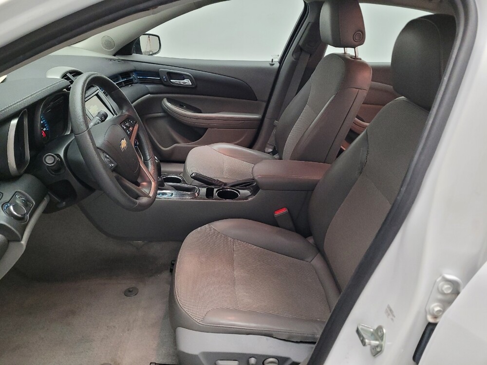 2016 Chevrolet Malibu in Riverside, CA 92504 - 18110685 17