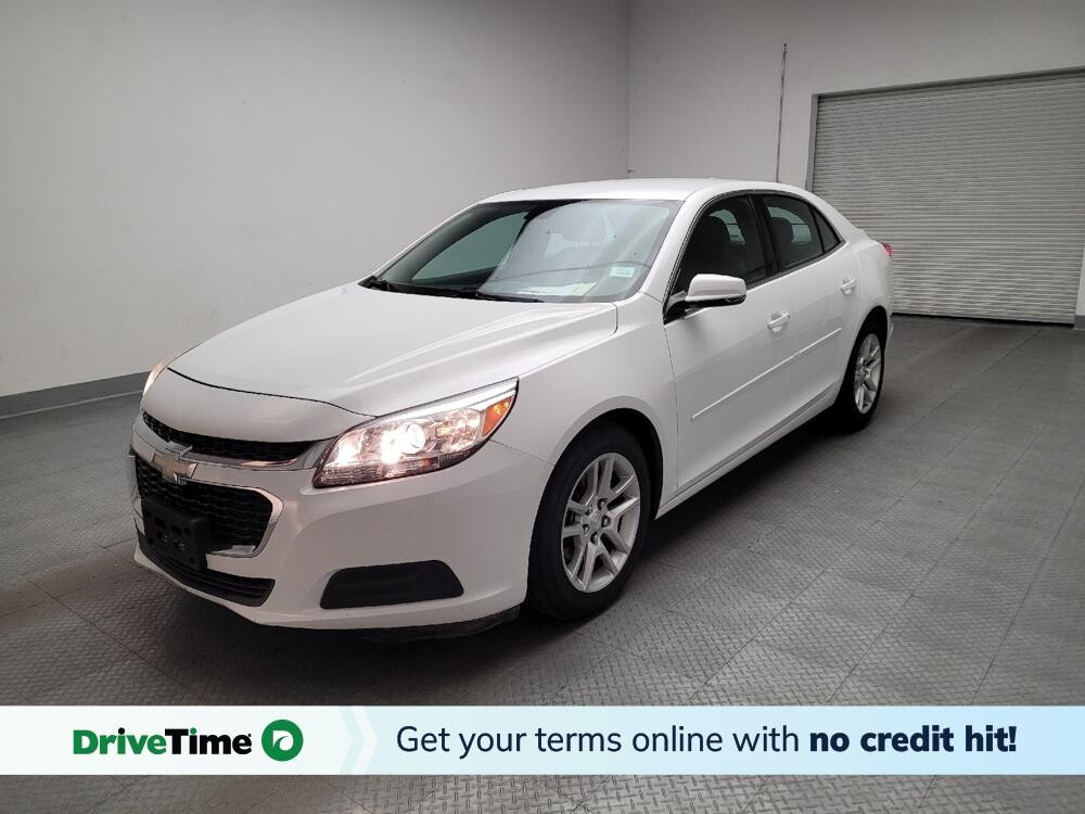 2016 Chevrolet Malibu in Riverside, CA 92504 - 18110685