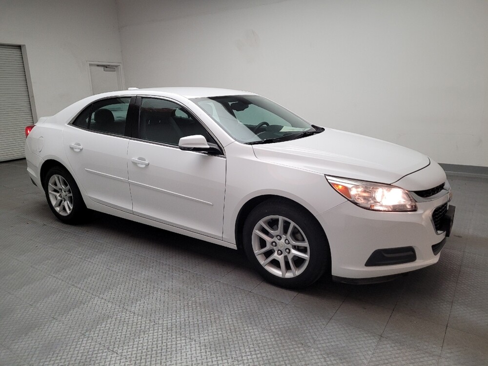 2016 Chevrolet Malibu in Riverside, CA 92504 - 18110685 11