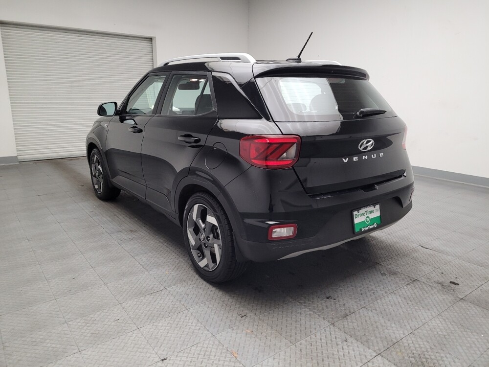 2023 Hyundai Venue in Riverside, CA 92504 - 18110688 5