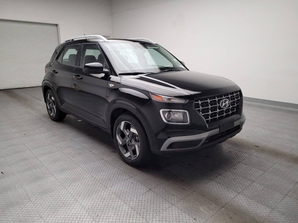 2023 Hyundai Venue in Riverside, CA 92504 - 18110688 13