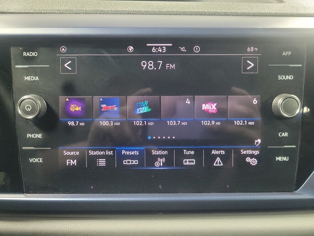 2022 Volkswagen Taos in Union City, GA 30291 - 18110697 25