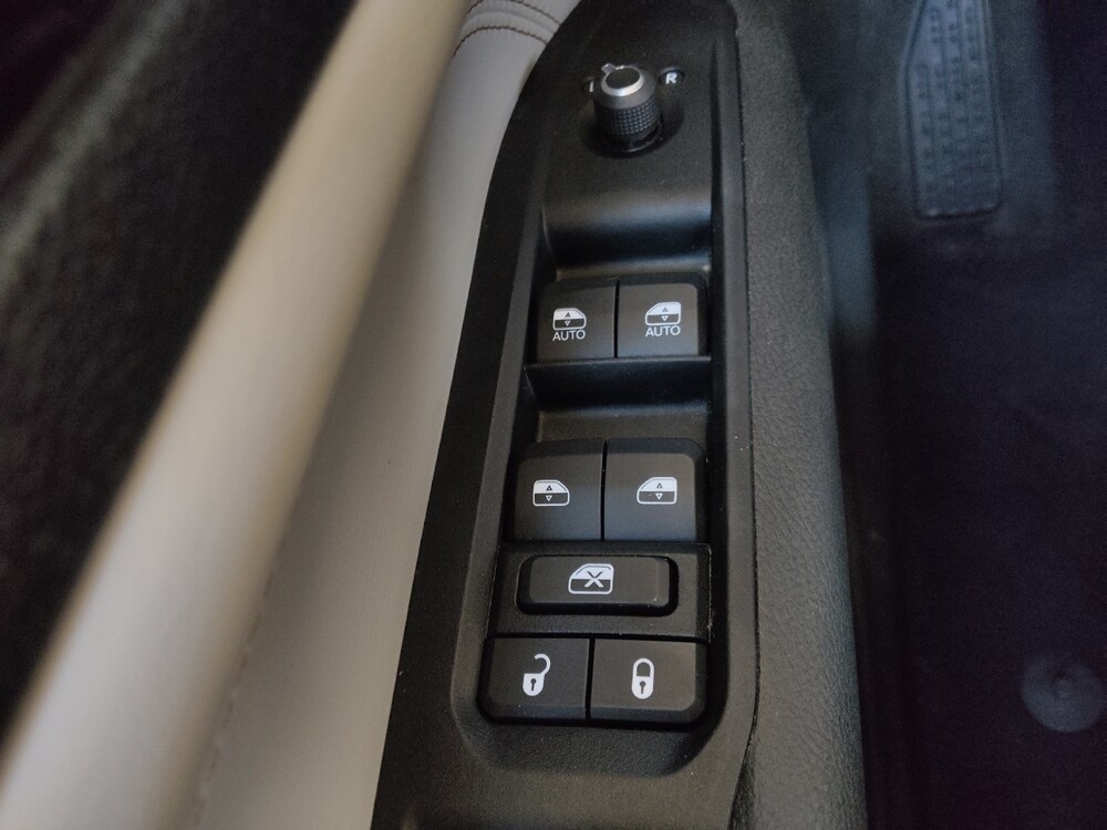 2022 Jeep Compass in Marietta, GA 30062 - 18110699 27