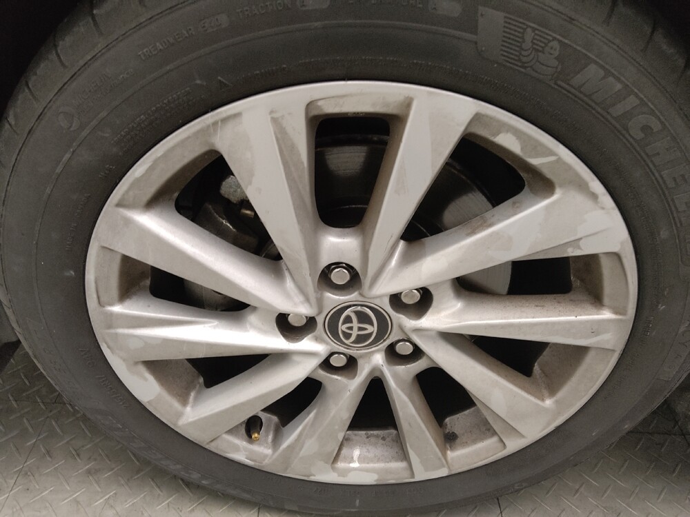 2021 Toyota Camry in Knoxville, TN 37923 - 18110701 31