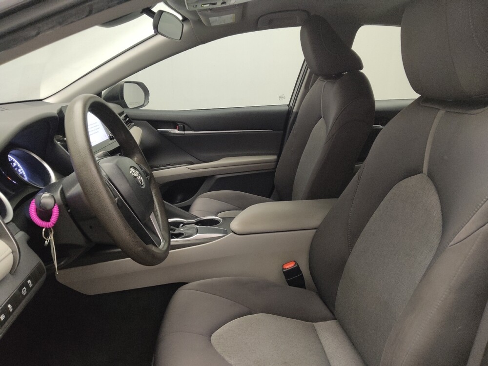 2021 Toyota Camry in Knoxville, TN 37923 - 18110701 17