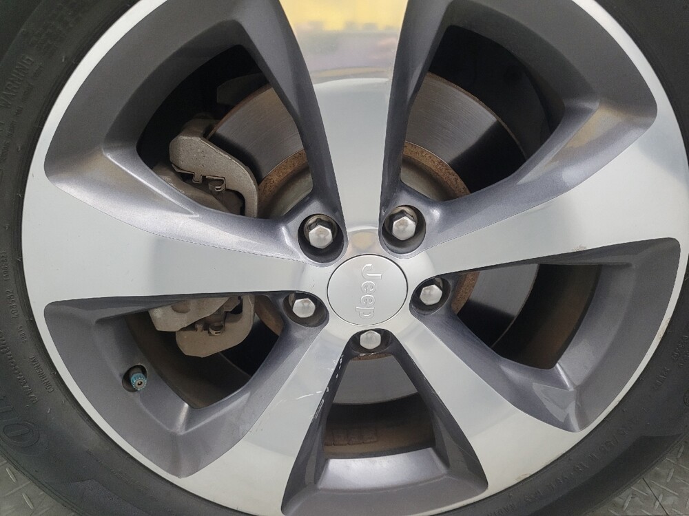 2019 Jeep Cherokee in Union City, GA 30291 - 18110703 31