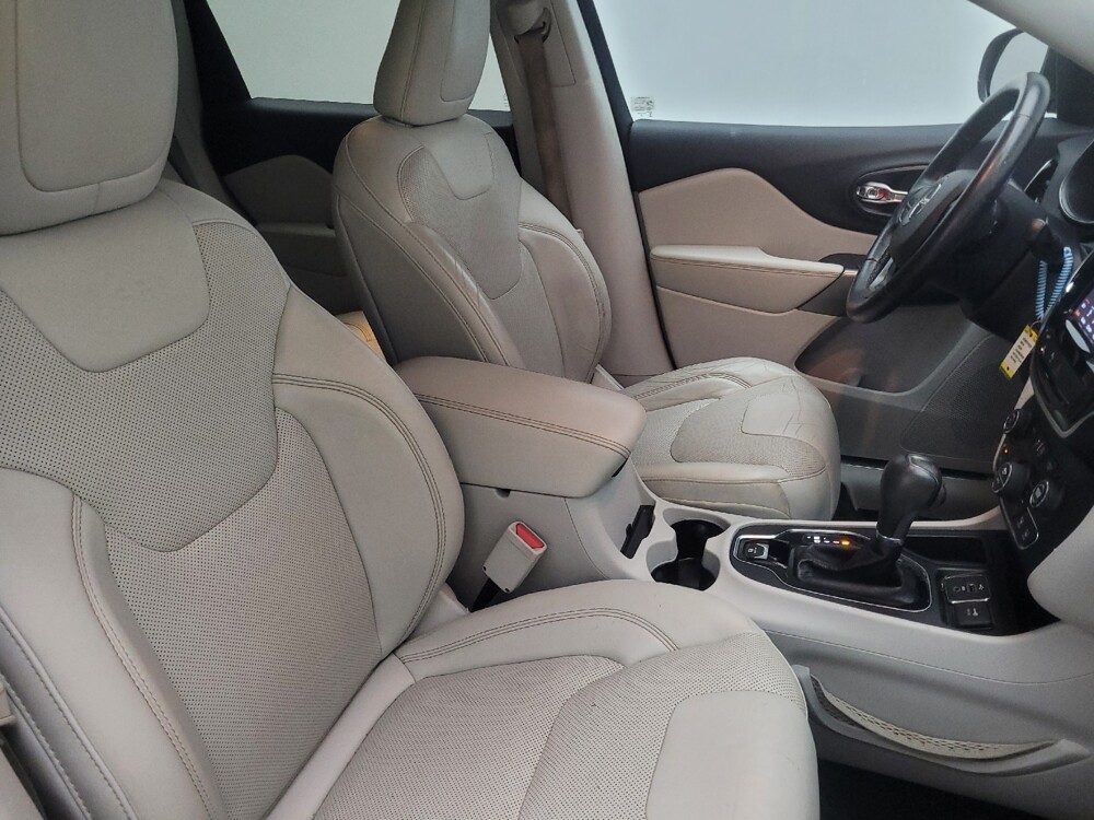 2019 Jeep Cherokee in Union City, GA 30291 - 18110703 21