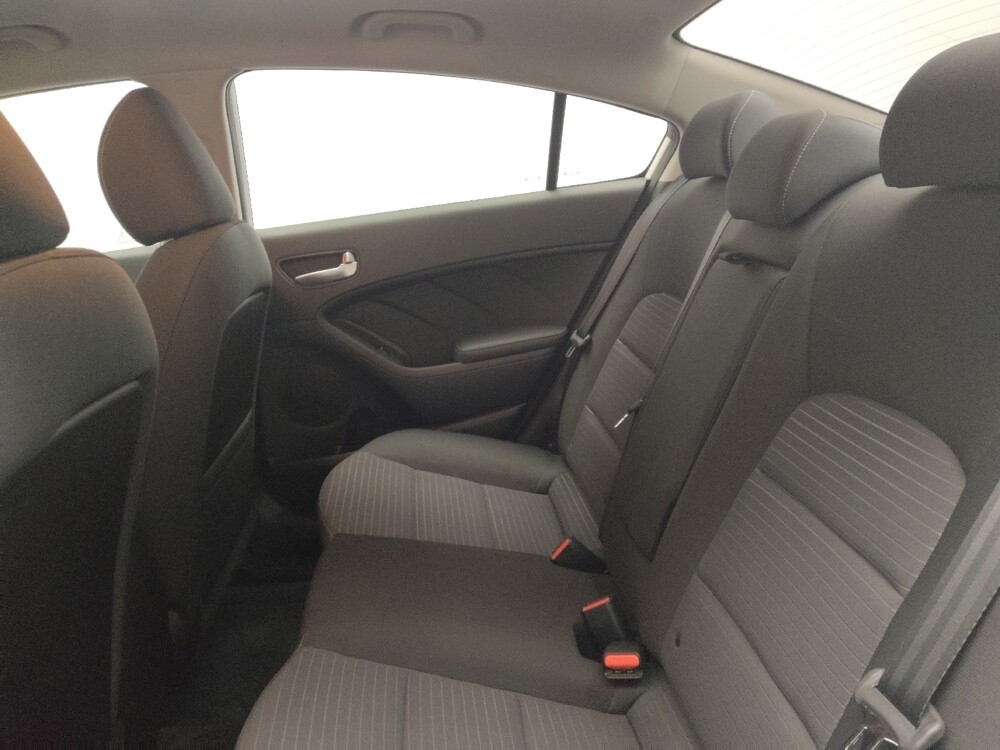 2017 Kia Forte in Chattanooga, TN 37421 - 18110708 18