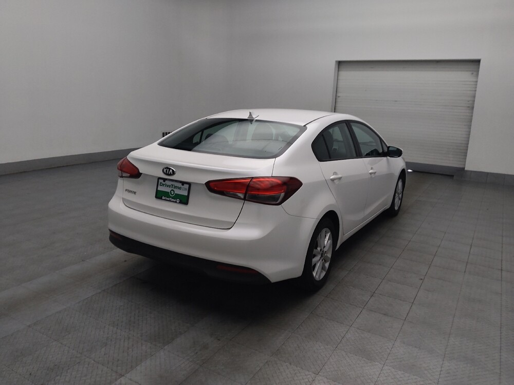 2017 Kia Forte in Chattanooga, TN 37421 - 18110708 9