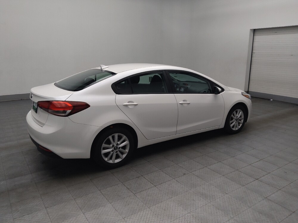2017 Kia Forte in Chattanooga, TN 37421 - 18110708 10