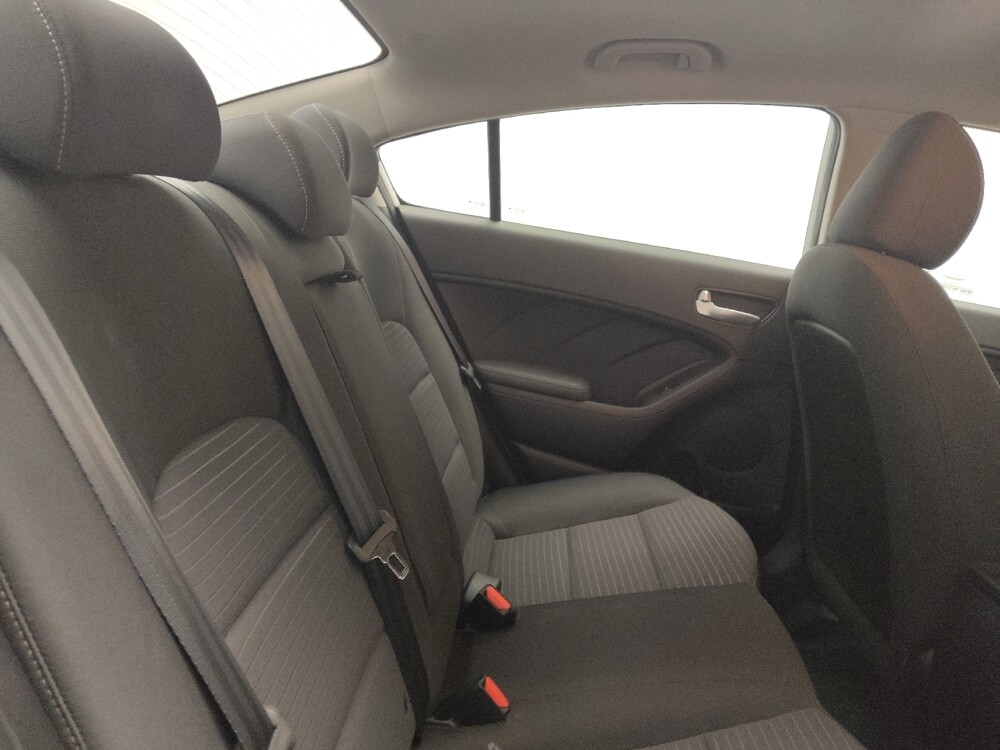 2017 Kia Forte in Chattanooga, TN 37421 - 18110708 19