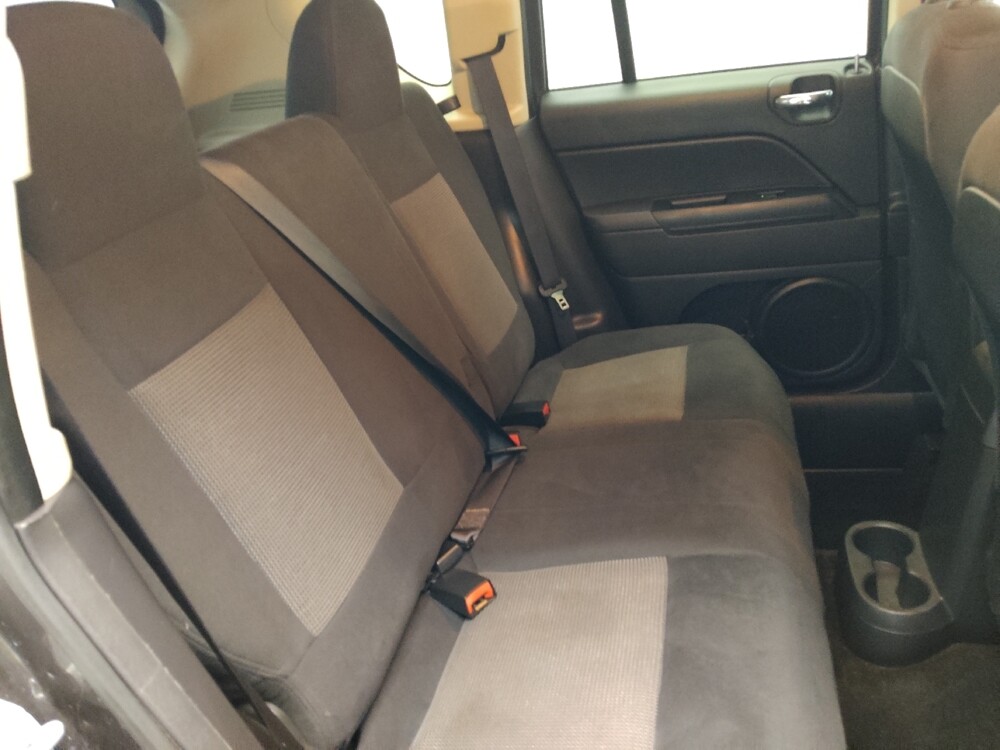 2014 Jeep Compass in Marietta, GA 30062 - 18110715 19