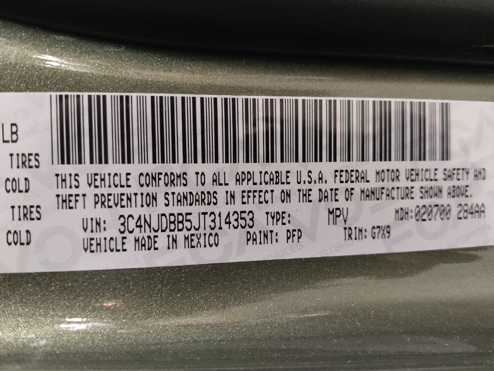 2018 Jeep Compass in Union City, GA 30291 - 18110720 33