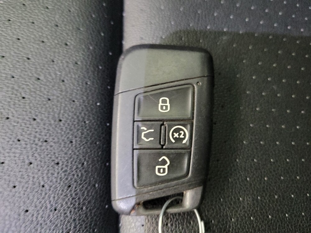 2020 Volkswagen Atlas in Cincinnati, OH 45255 - 18110733 32