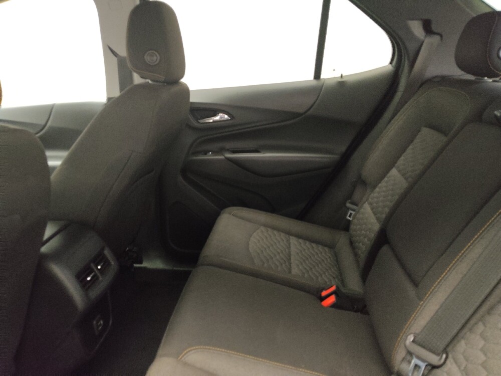 2020 Chevrolet Equinox in Arlington, TX 76011 - 18110735 18