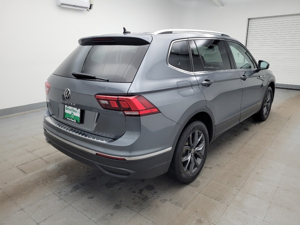 2022 Volkswagen Tiguan in Cincinnati, OH 45255 - 18110737 9