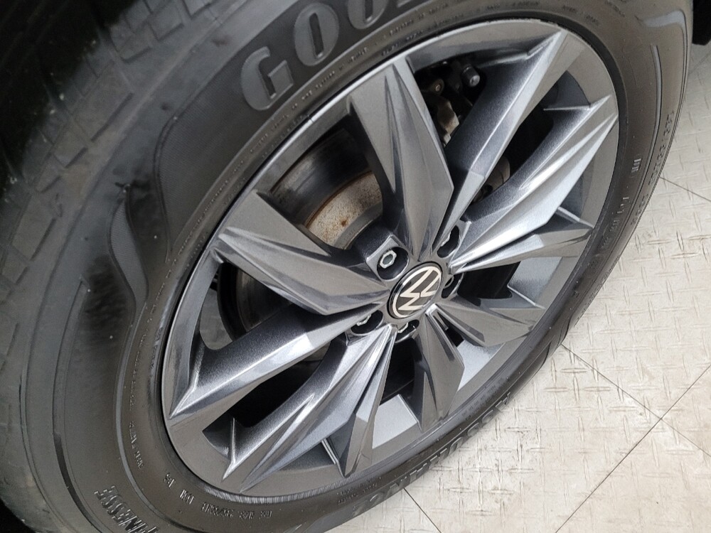 2022 Volkswagen Tiguan in Cincinnati, OH 45255 - 18110737 31