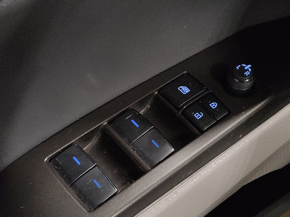 2023 Toyota Camry in Plano, TX 75074 - 18110744 27