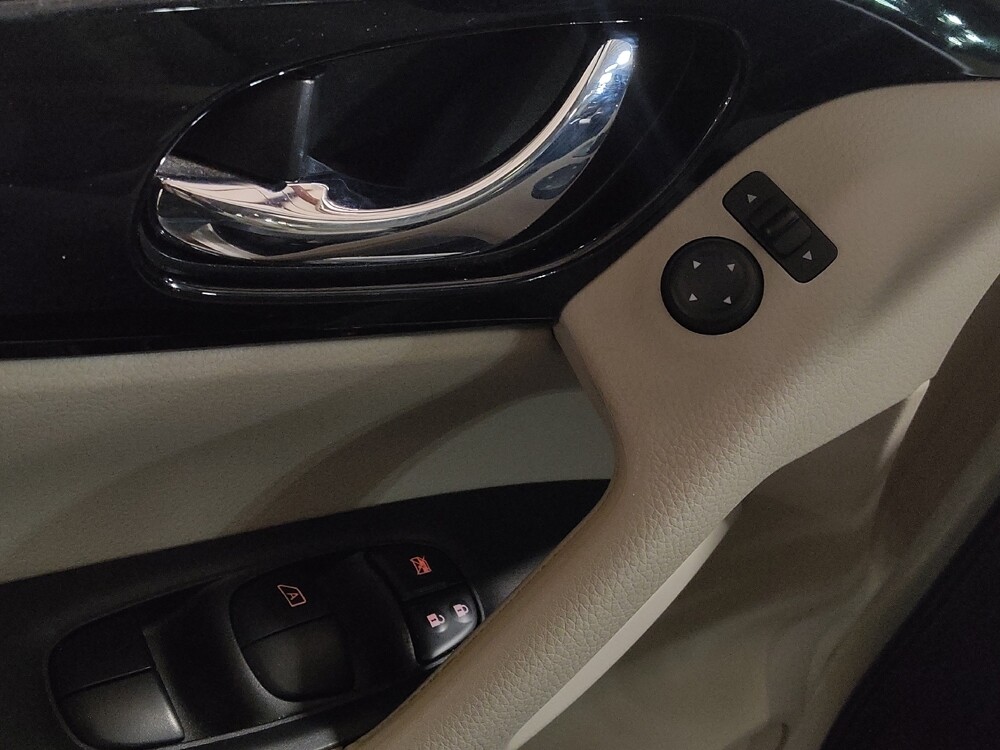 2018 Nissan Rogue Sport in Lewisville, TX 75067 - 18110747 27