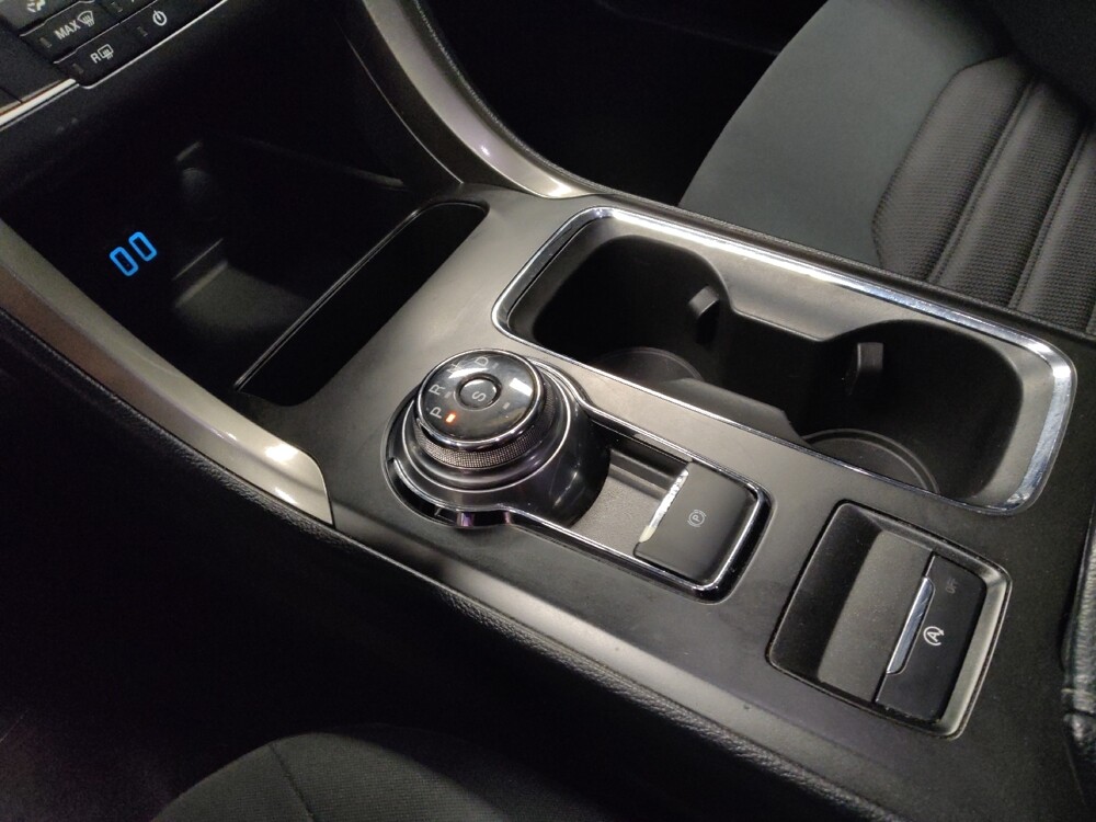 2019 Ford Fusion in Mesa, AZ 85210 - 18110754 26