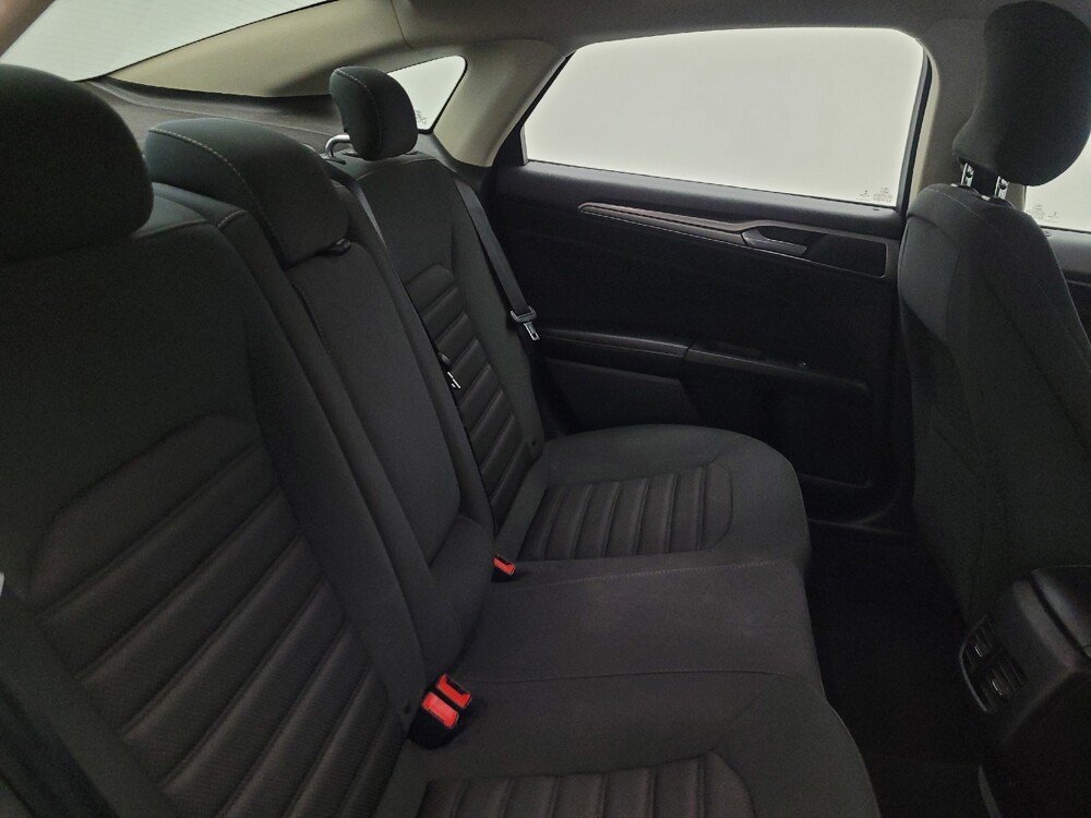 2019 Ford Fusion in Mesa, AZ 85210 - 18110754 19