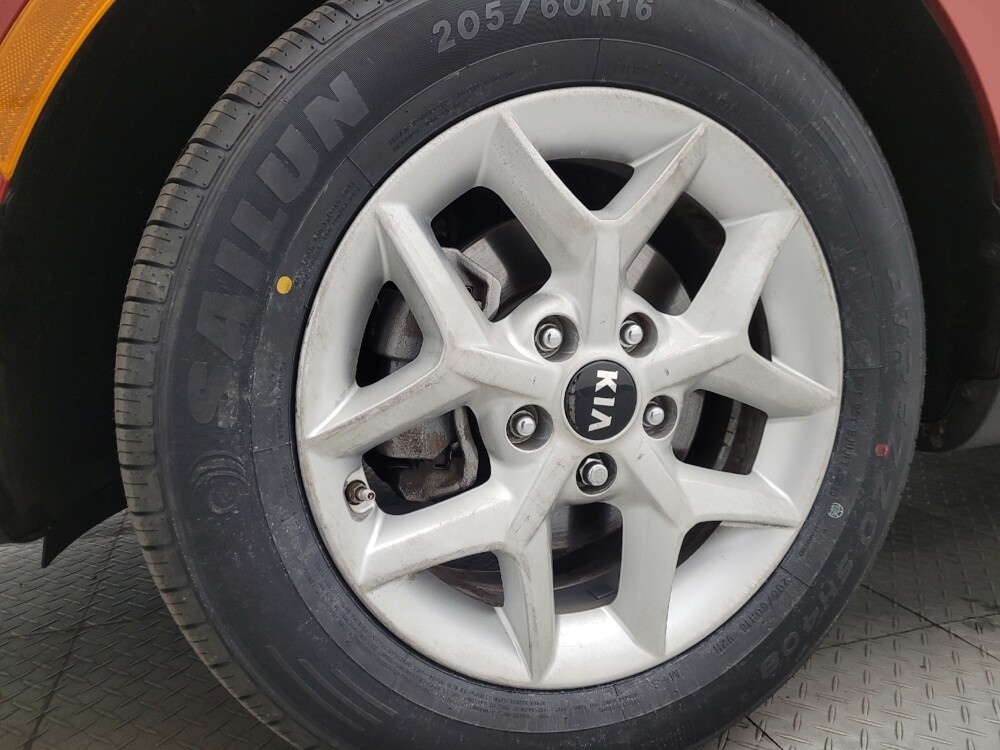 2020 Kia Soul in Phoenix, AZ 85015 - 18110759 31