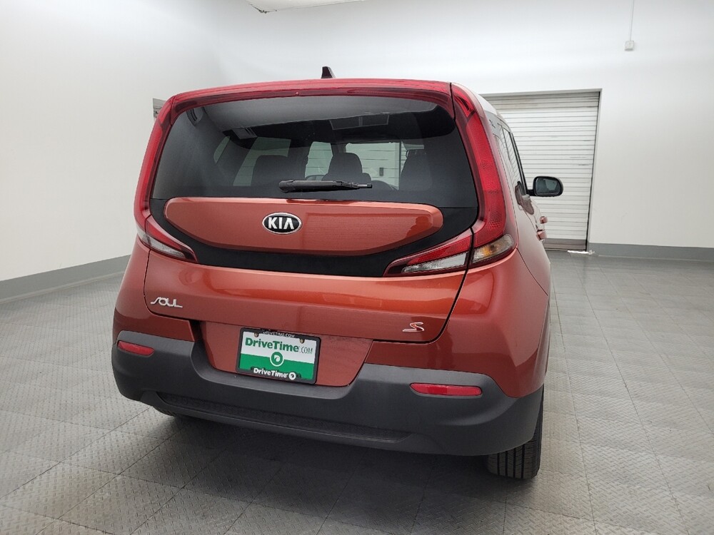 2020 Kia Soul in Phoenix, AZ 85015 - 18110759 7