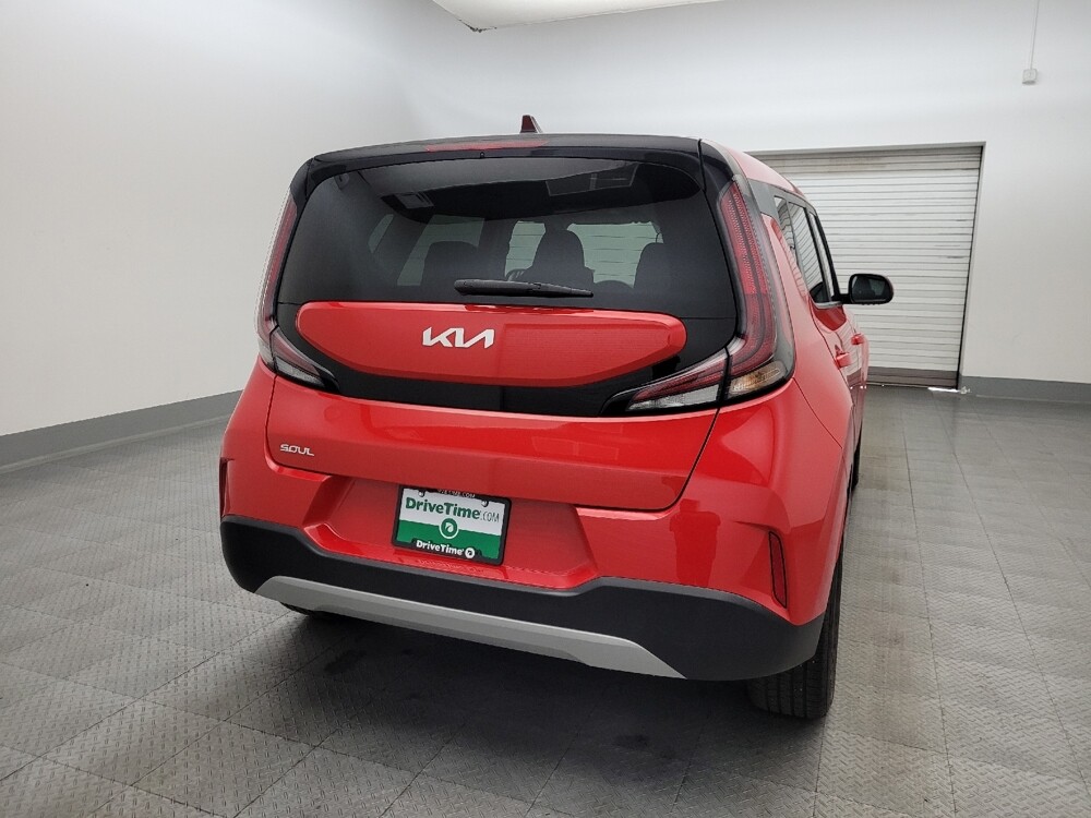 2023 Kia Soul in Glendale, AZ 85301 - 18110768 7
