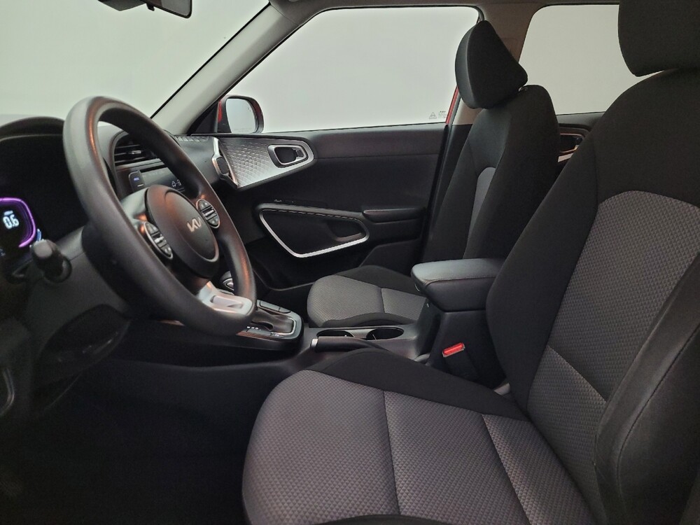 2023 Kia Soul in Glendale, AZ 85301 - 18110768 17