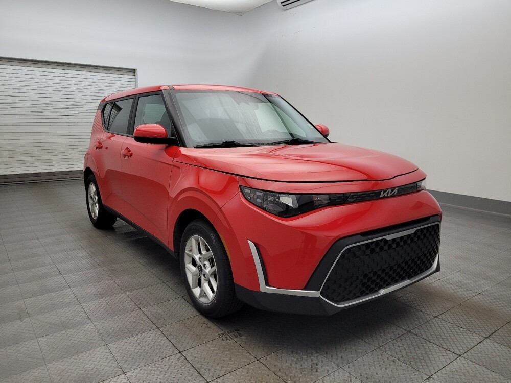 2023 Kia Soul in Glendale, AZ 85301 - 18110768 13