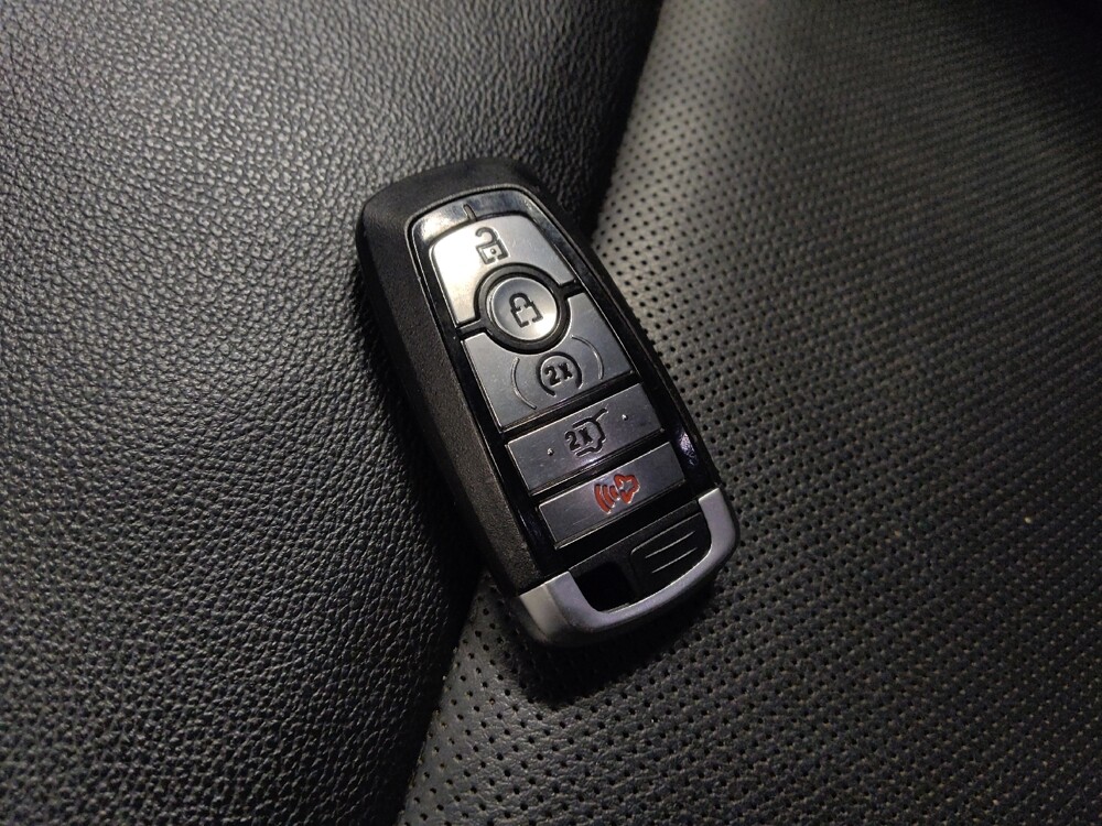 2021 Ford Explorer in Mesa, AZ 85210 - 18110772 32