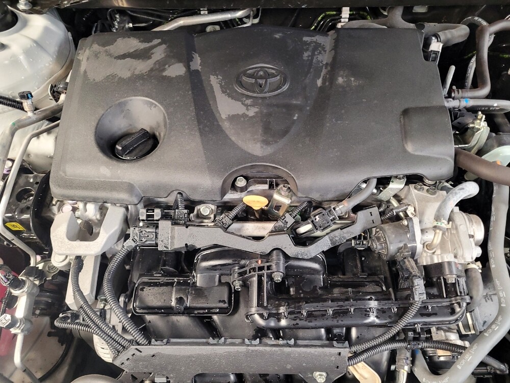 2023 Toyota Camry in Tampa, FL 33612 - 18110775 30