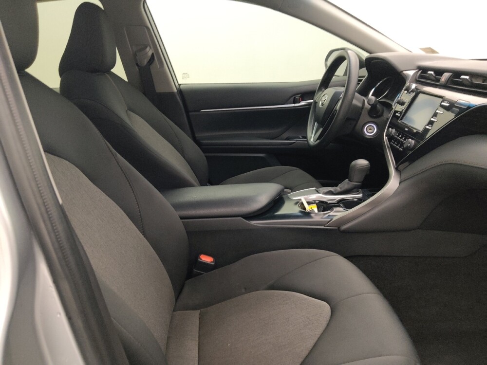 2020 Toyota Camry in Tallahassee, FL 32304 - 18110776 21