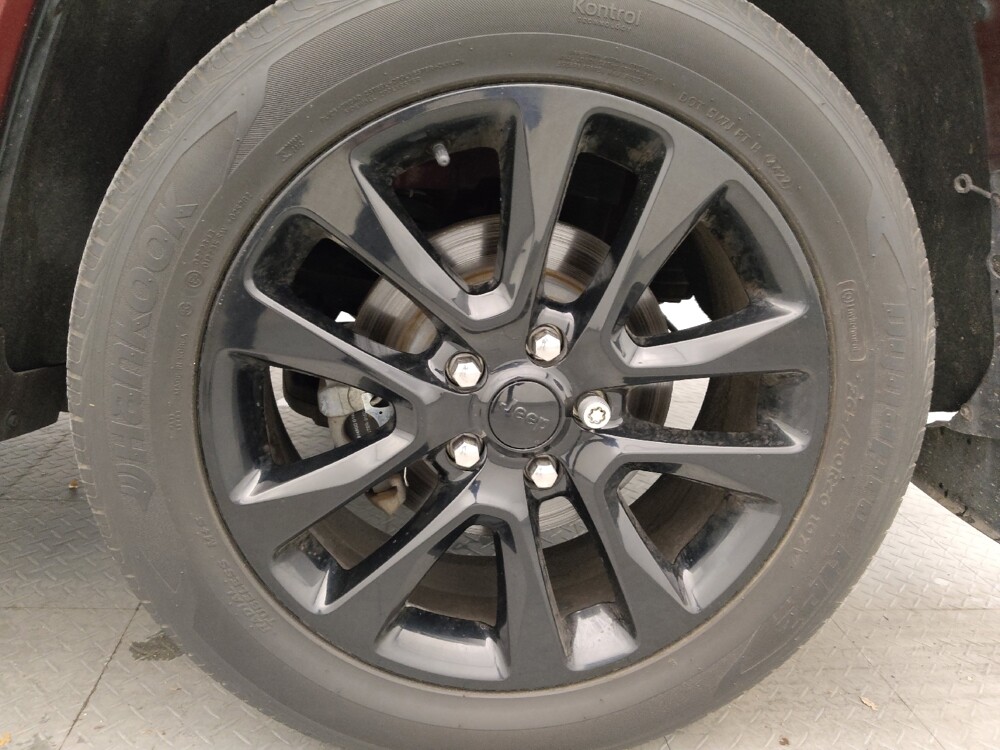 2019 Jeep Grand Cherokee in Tampa, FL 33612 - 18110779 31